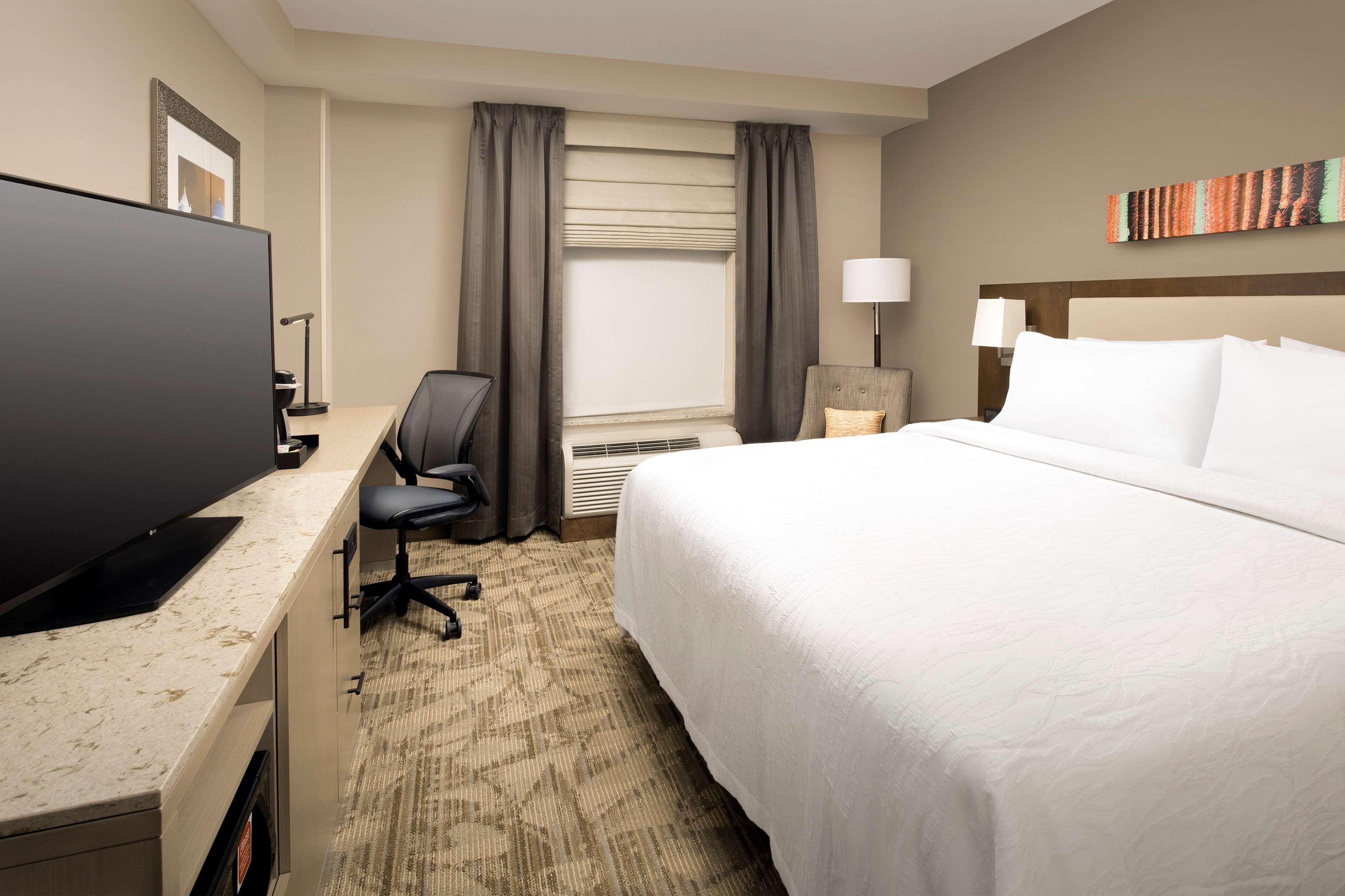 Hilton Garden Inn San Antonio Downtown Riverwalk Phòng bức ảnh